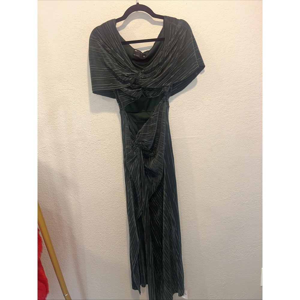 Women's Dark Green ASOS DESIGN Two In One Fallen Shoulder Plisse Maxi Dress 4